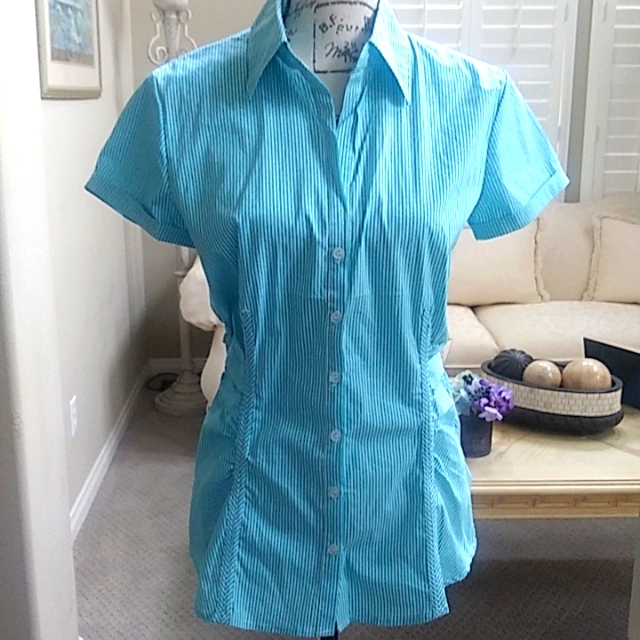 Nwt New York & Company Shirt